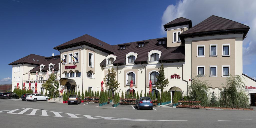 Hanul Domnesc Braşov Exterior foto