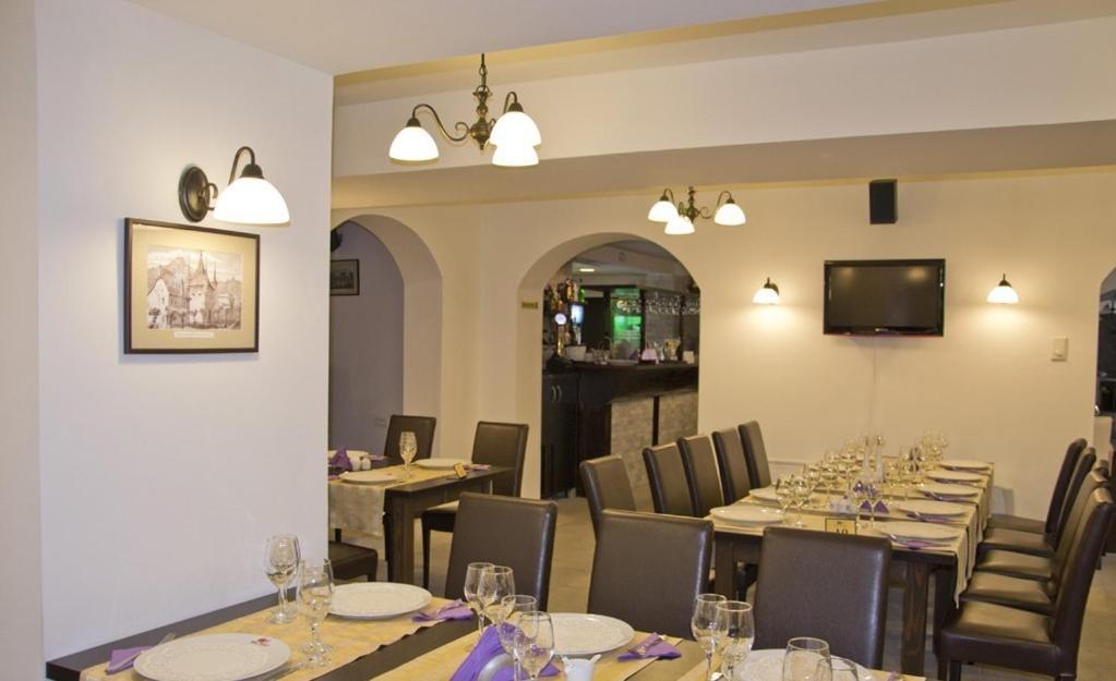 Hanul Domnesc Braşov Exterior foto